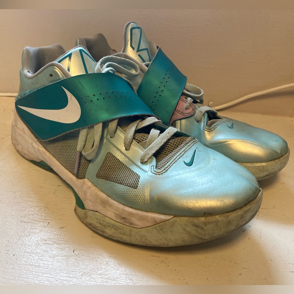Nike KD 4 Easter Size 13